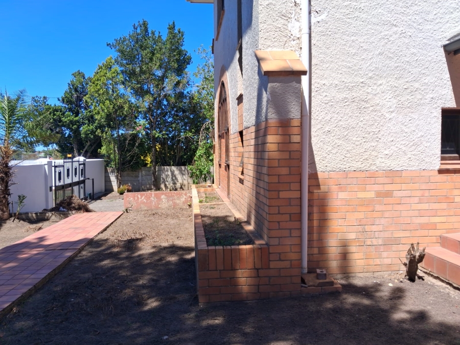 To Let 3 Bedroom Property for Rent in Selborne Eastern Cape